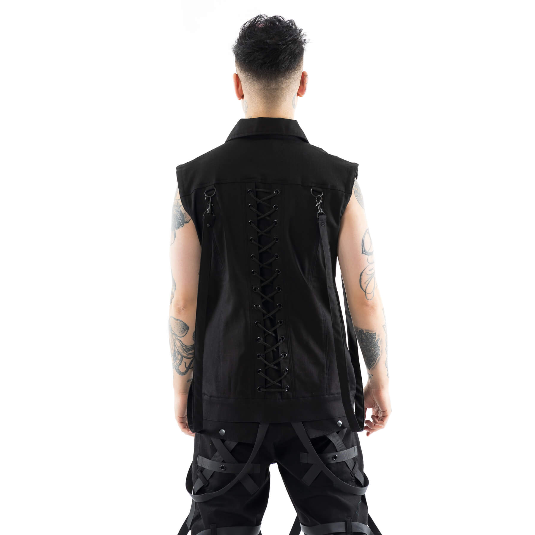 NOLEN VEST – BLACK