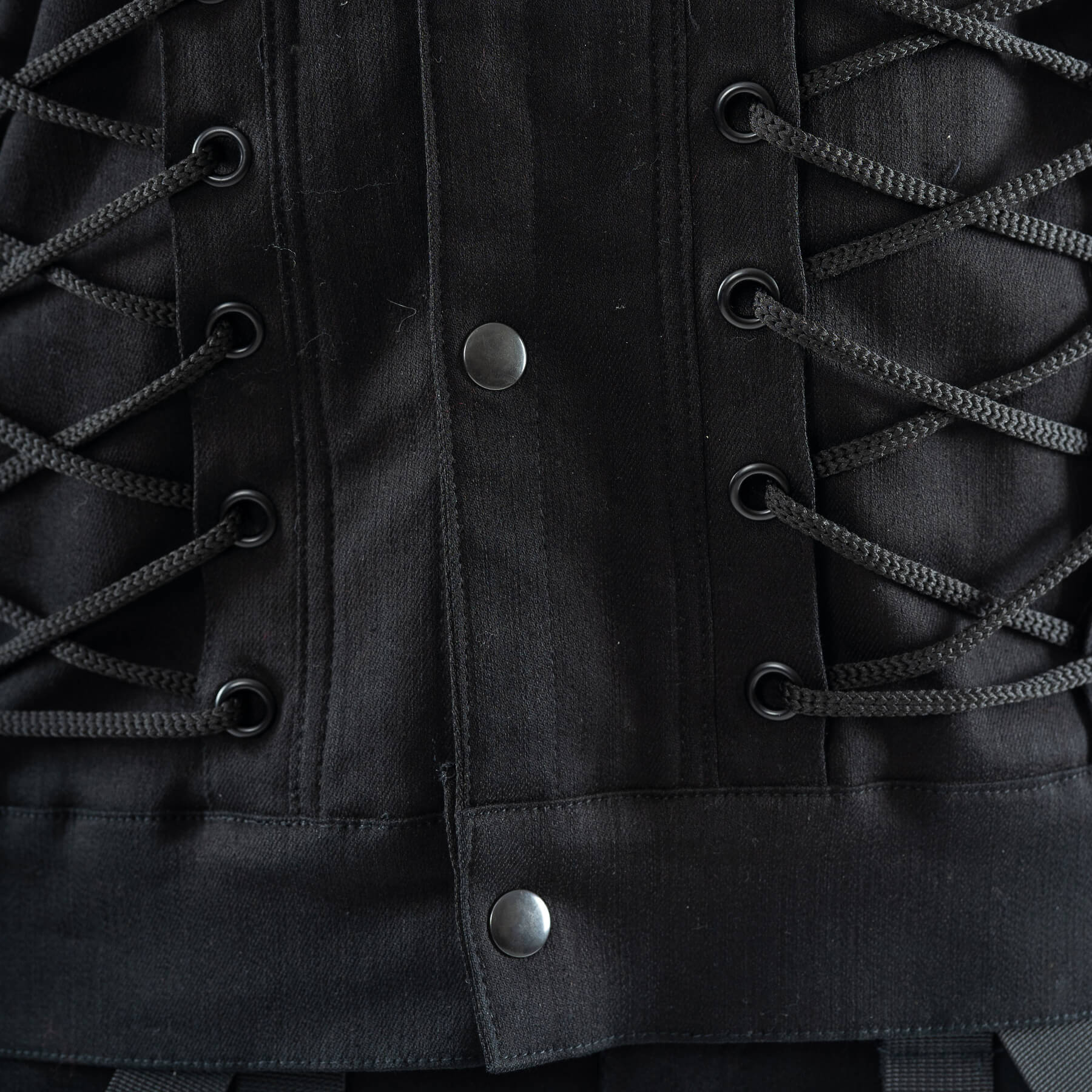 NOLEN VEST – BLACK