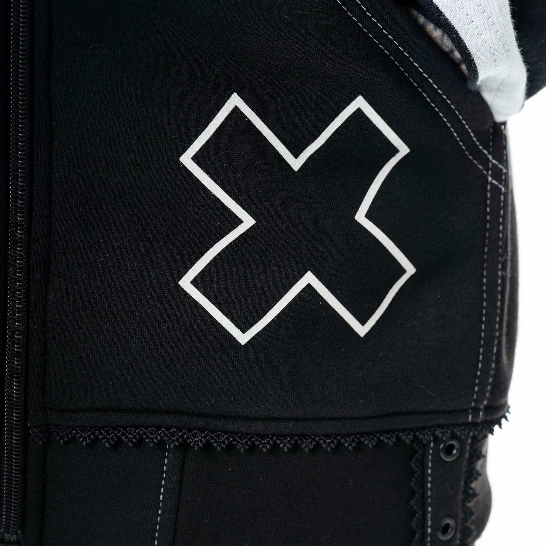 HYPNO BUNNY HOOD –  BLACK/WHITE