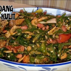 Resep Lontong Medan Tauco: Cita Rasa Otentik yang Menggugah Selera Resep Lontong Medan Tauco: Cita Rasa Otentik yang Menggugah Selera