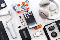 Maximize Your Mobile: Essential Smartphone Accessories Maximize Your Mobile: Essential Smartphone Accessories