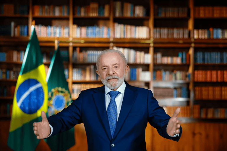 Lula citará Pix, soberania e ‘traidores da pátria’ em pronunciamento de 7 de Setembro Lula citará Pix, soberania e ‘traidores da pátria’ em pronunciamento de 7 de Setembro