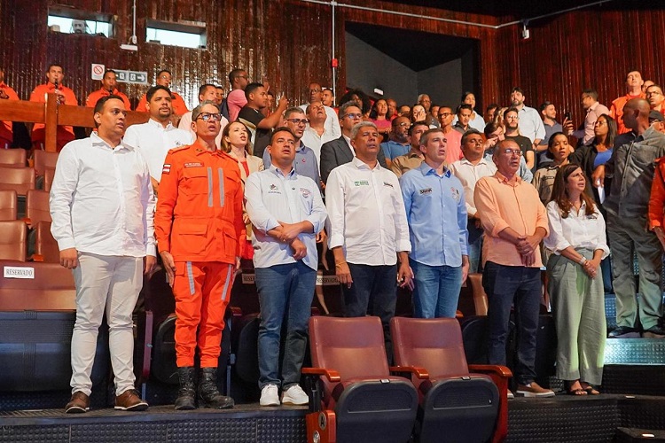 Governador Jerônimo, ao lado do prefeito Andrei, inicia agenda em Juazeiro com entregas e investimentos na segurança pública Governador Jerônimo, ao lado do prefeito Andrei, inicia agenda em Juazeiro com entregas e investimentos na segurança pública
