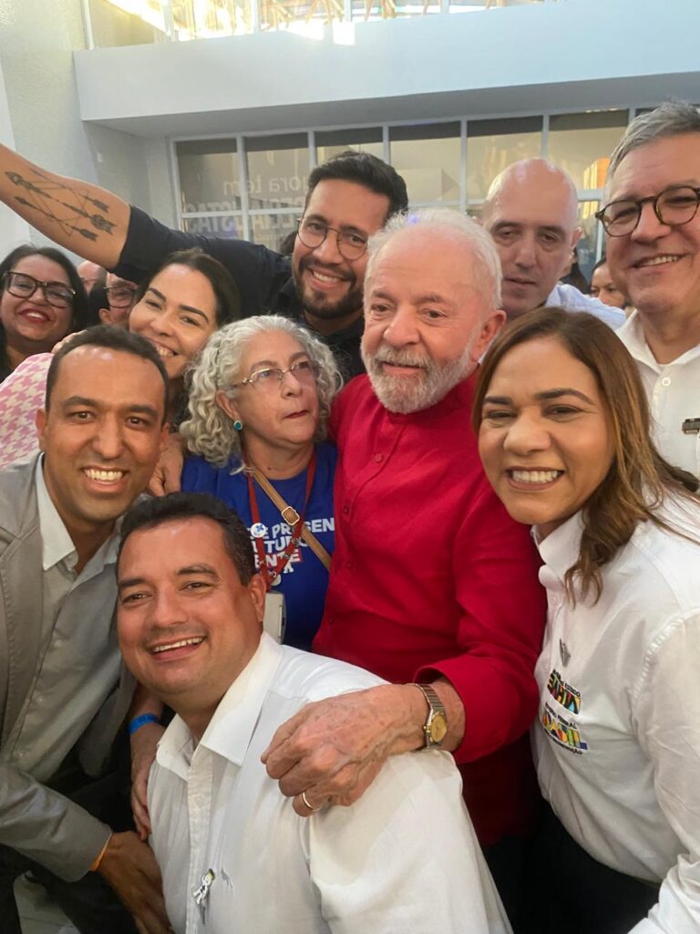 Prefeito Andrei acompanha presidente Lula, governador Jerônimo e comitiva na Feira Saúde Mais em Juazeiro Prefeito Andrei acompanha presidente Lula, governador Jerônimo e comitiva na Feira Saúde Mais em Juazeiro