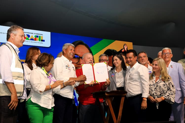 Presidente Lula entrega melhorias em unidade de saúde de Juazeiro, resultado de investimento do Novo PAC Presidente Lula entrega melhorias em unidade de saúde de Juazeiro, resultado de investimento do Novo PAC