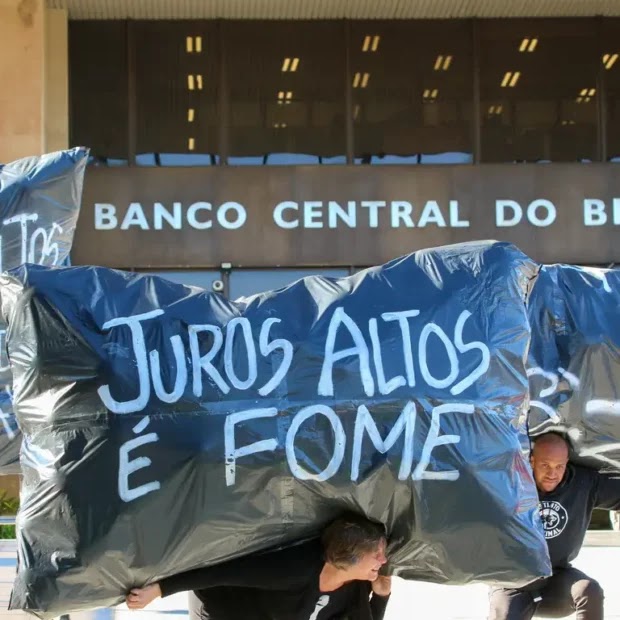 Com nova alta da Selic, Brasil sobe a 2º lugar no ranking dos países com maiores juros reais Com nova alta da Selic, Brasil sobe a 2º lugar no ranking dos países com maiores juros reais
