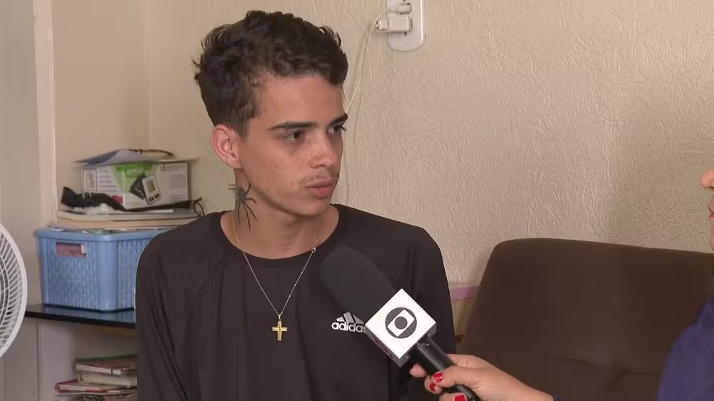 Jovem sem filhos é preso por não pagar pensão alimentícia no DF Jovem sem filhos é preso por não pagar pensão alimentícia no DF