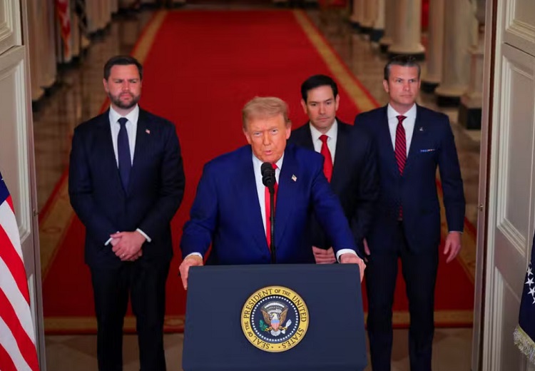 'Haverá paz ou tragédia para o Irã': Trump se pronuncia sobre ataques dos EUA a instalações nucleares 'Haverá paz ou tragédia para o Irã': Trump se pronuncia sobre ataques dos EUA a instalações nucleares