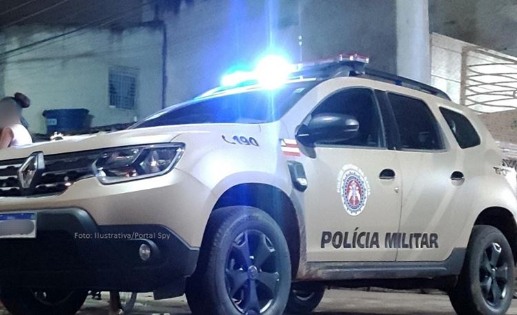 Mulher suspeita de ferir ex-companheiro com alicate de unha é detida em Juazeiro, BA; homem relata que a ex não aceita o término da relação Mulher suspeita de ferir ex-companheiro com alicate de unha é detida em Juazeiro, BA; homem relata que a ex não aceita o término da relação