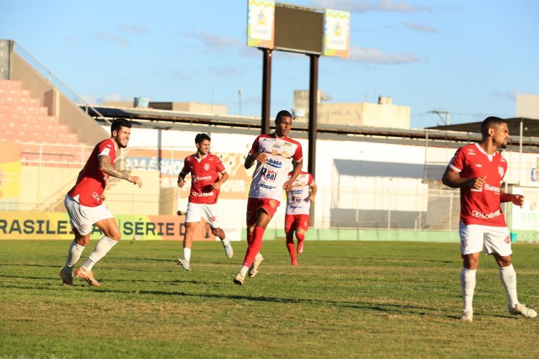Juazeirense garante classificação na Série D em noite de festa Juazeirense garante classificação na Série D em noite de festa