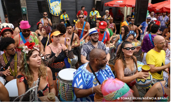 Associação de bancos dá dicas para evitar golpe financeiro no Carnaval Associação de bancos dá dicas para evitar golpe financeiro no Carnaval