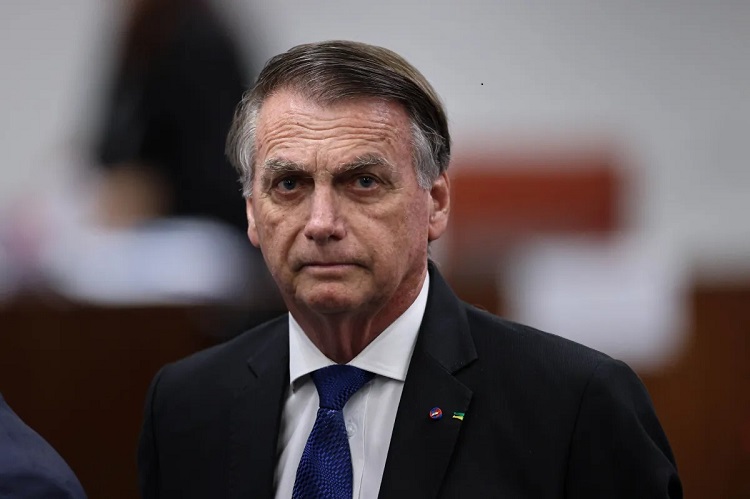 Jair Bolsonaro não foi indiciado pela PF em caso da 'Abin paralela' Jair Bolsonaro não foi indiciado pela PF em caso da 'Abin paralela'