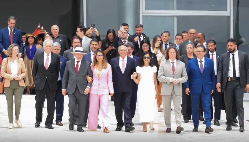 Prefeituras baianas decretam calamidade financeira e administrativa menos de uma semana após mudança de gestores Prefeituras baianas decretam calamidade financeira e administrativa menos de uma semana após mudança de gestores