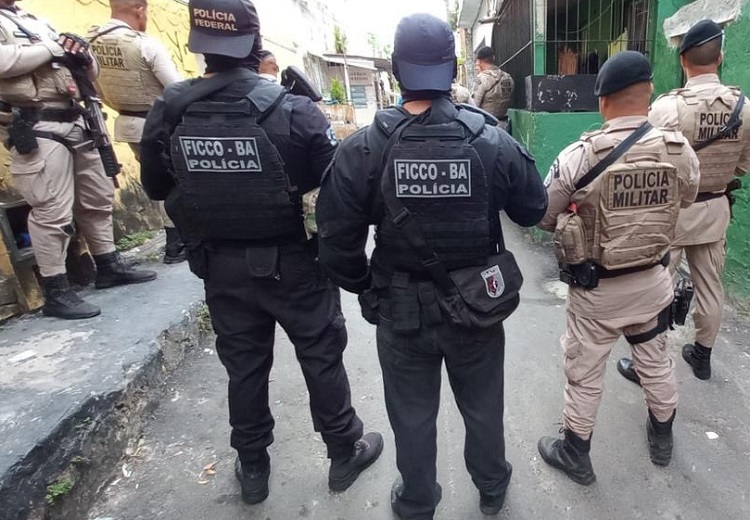 BA: Forças de segurança alcançam três líderes de facções criminosas em Juazeiro e Simões Filho BA: Forças de segurança alcançam três líderes de facções criminosas em Juazeiro e Simões Filho
