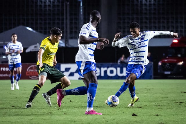 TV Brasil exibe Cruzeiro x Banfield pelo torneio Vitória Cup TV Brasil exibe Cruzeiro x Banfield pelo torneio Vitória Cup