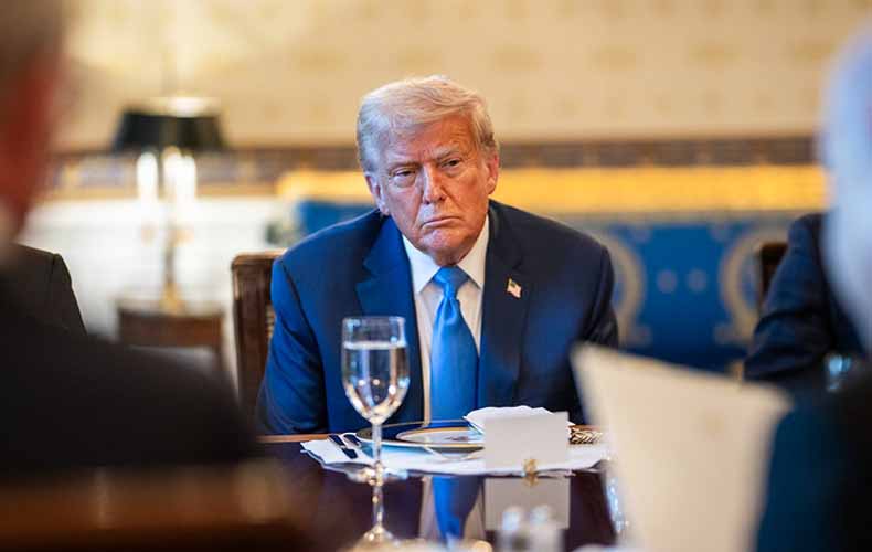 Trump segue recebendo críticas de brasileiros em seu perfil no Instagram; comentários estão abertos Trump segue recebendo críticas de brasileiros em seu perfil no Instagram; comentários estão abertos