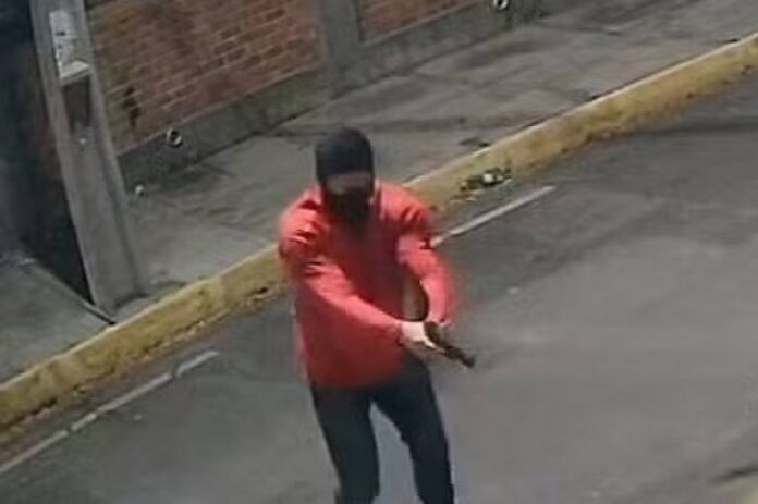 Policial acusado de matar personal trainer em Petrolina é absolvido em outro caso, mas continua preso Policial acusado de matar personal trainer em Petrolina é absolvido em outro caso, mas continua preso