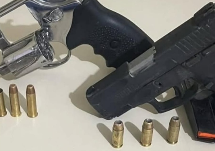Emissões de porte de arma de fogo na Bahia caíram pela metade entre 2021 e 2024 Emissões de porte de arma de fogo na Bahia caíram pela metade entre 2021 e 2024