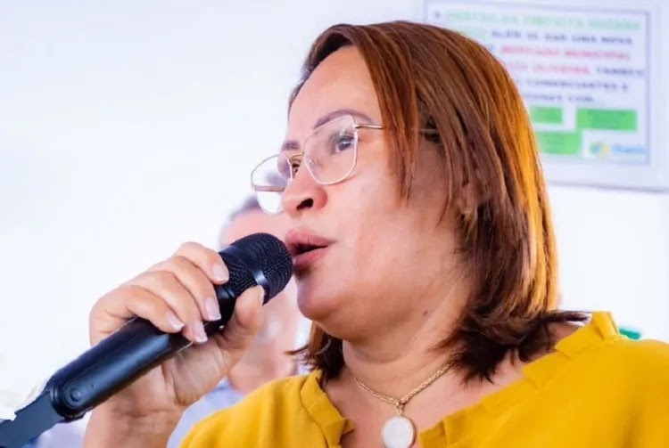 Assessoria de Suzana Ramos reafirma que documentos comprovam que a ex-prefeita herdou dívida de R$ 380 milhões Assessoria de Suzana Ramos reafirma que documentos comprovam que a ex-prefeita herdou dívida de R$ 380 milhões