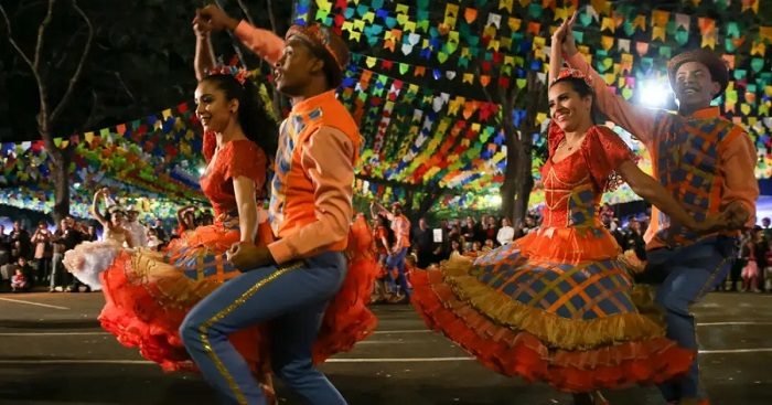 Carnaval ou São João: festa junina é a preferida do brasileiro, indica pesquisa Carnaval ou São João: festa junina é a preferida do brasileiro, indica pesquisa