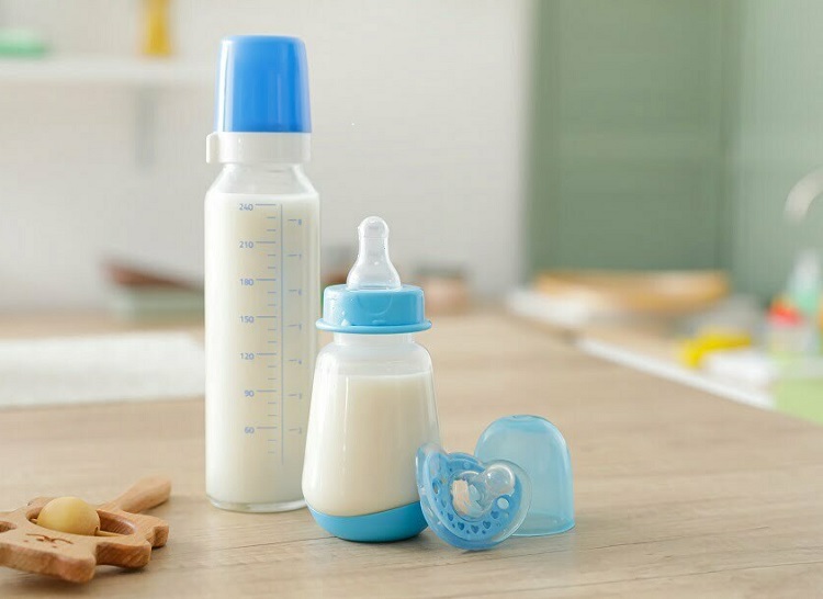 Pai é preso acusado de diluir cocaína no leite do próprio filho de 1 ano; mãe será investigada Pai é preso acusado de diluir cocaína no leite do próprio filho de 1 ano; mãe será investigada
