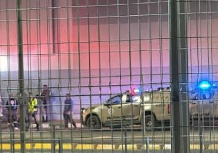 Fatalidade: Adolescente de 13 anos sofre mal súbito e morre em estacionamento de shopping, em Juazeiro, BA Fatalidade: Adolescente de 13 anos sofre mal súbito e morre em estacionamento de shopping, em Juazeiro, BA