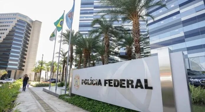 Governo anuncia concurso com 2 mil vagas para a Polícia Federal Governo anuncia concurso com 2 mil vagas para a Polícia Federal
