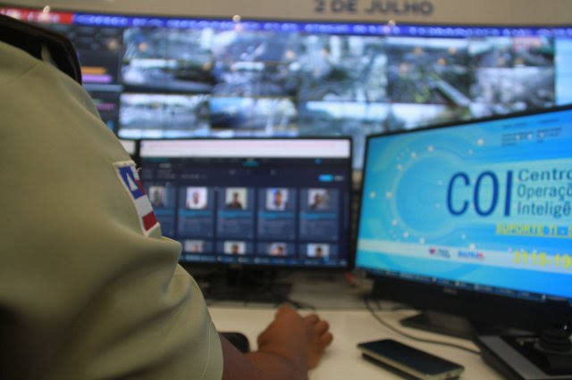 Homem acusado de homicídio é preso em Juazeiro após ser identificado por câmeras do Sistema de Reconhecimento Facial Homem acusado de homicídio é preso em Juazeiro após ser identificado por câmeras do Sistema de Reconhecimento Facial