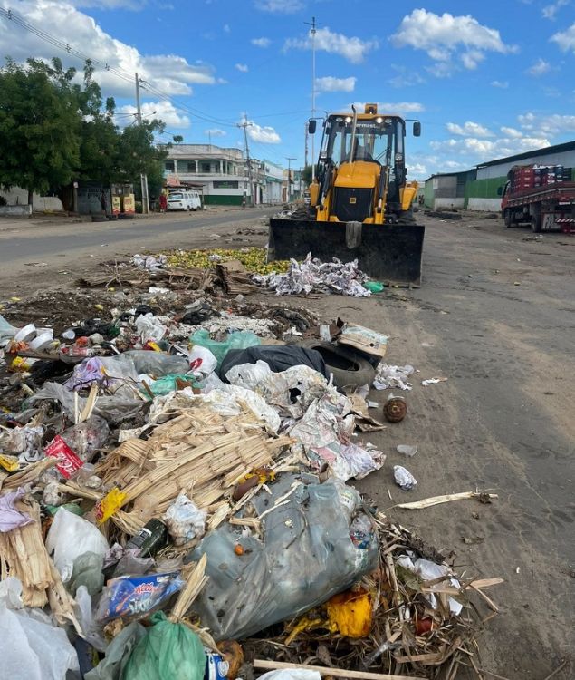 Prefeitura de Juazeiro anuncia limpeza e melhorias urbanas em vários bairros do município Prefeitura de Juazeiro anuncia limpeza e melhorias urbanas em vários bairros do município