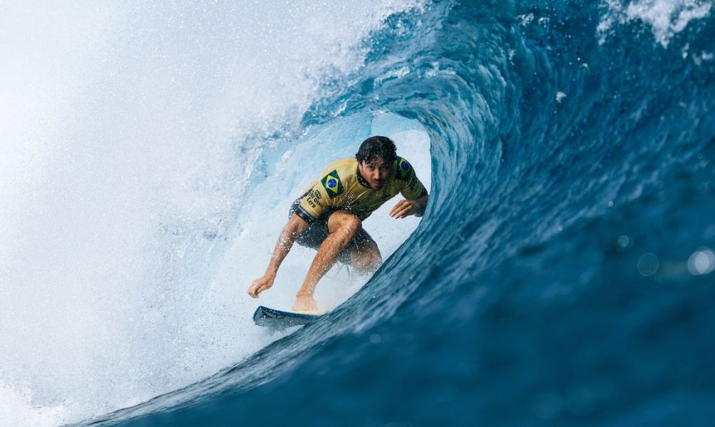 Yago Dora é campeão mundial de surfe profissional Yago Dora é campeão mundial de surfe profissional