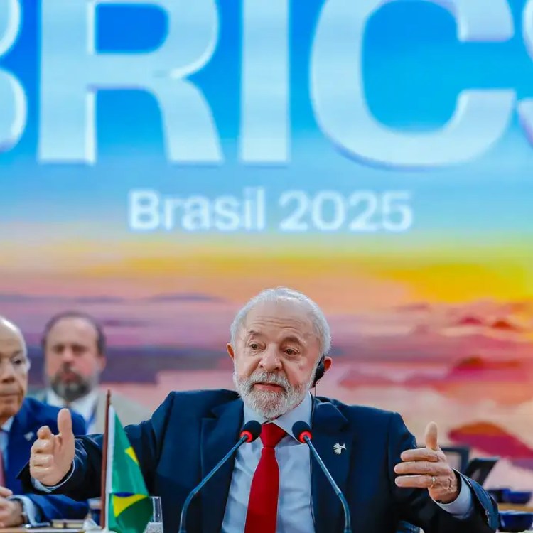 Adiar reforma na ONU torna mundo mais perigoso, diz Lula no Brics Adiar reforma na ONU torna mundo mais perigoso, diz Lula no Brics