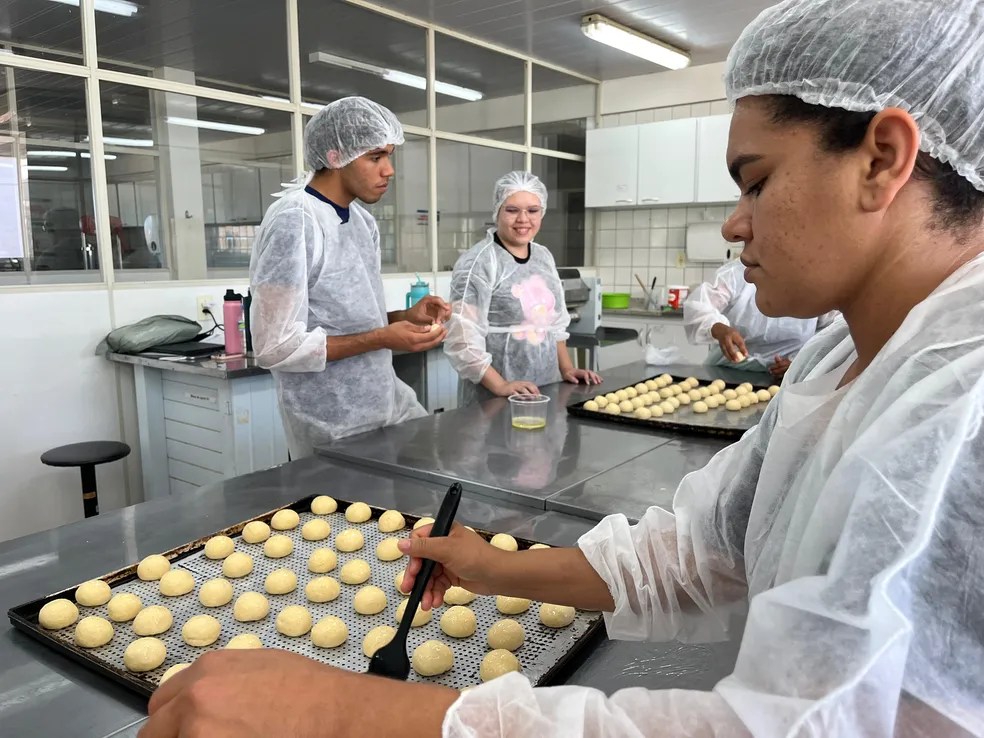 Abertas inscrições para o curso gratuito de padeiro profissional em Petrolina, PE Abertas inscrições para o curso gratuito de padeiro profissional em Petrolina, PE