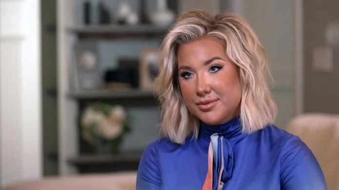 Savannah Chrisley on hope for parents’ future, raising teen brother and niece Savannah Chrisley on hope for parents’ future, raising teen brother and niece