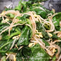 Resep Bobor Bayam Kecambah: Hidangan Sehat dan Nikmat Resep Bobor Bayam Kecambah: Hidangan Sehat dan Nikmat