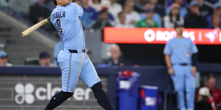 George Springer Leaves Game Due to Toe Fracture George Springer Leaves Game Due to Toe Fracture