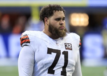 Patriots Meet Veteran OT Jedrick Wills Before Free Agency Patriots Meet Veteran OT Jedrick Wills Before Free Agency