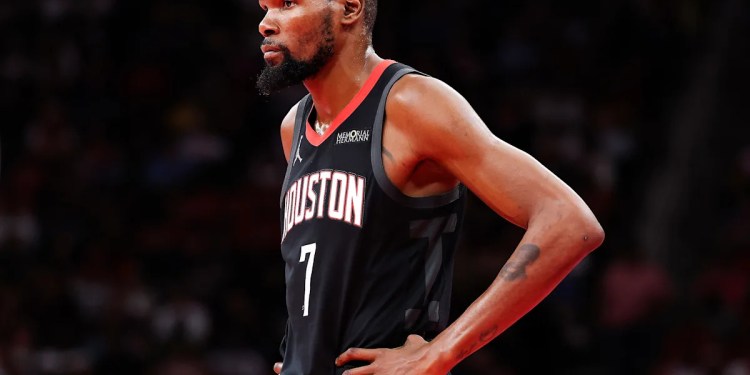 Kevin Durant to Miss 2 Games for Family Matter Kevin Durant to Miss 2 Games for Family Matter