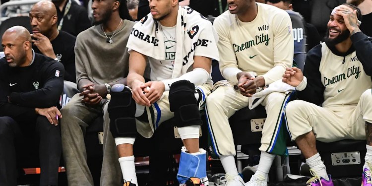 Bucks Survey Results: Fans Prefer Shutdown Bucks Survey Results: Fans Prefer Shutdown