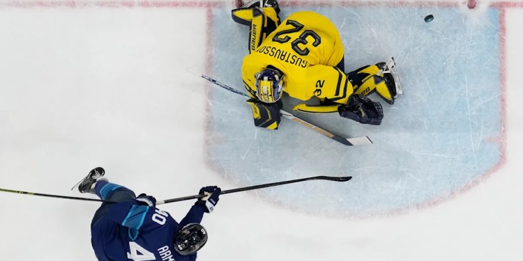 Finland defeats Sweden 4-1 in Olympic hockey match Finland defeats Sweden 4-1 in Olympic hockey match