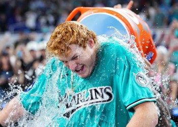 Marlins Defeat Rockies 4-3 Marlins Defeat Rockies 4-3