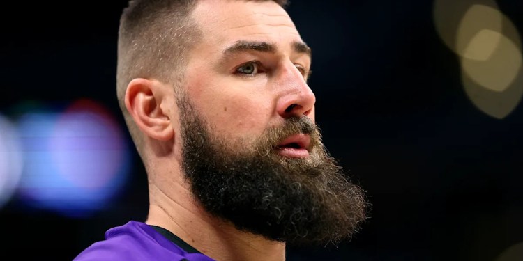 Jonas Valanciunas says he's 'fully committed' to Nuggets, ending speculation he'd try to leave NBA to play in Greece Jonas Valanciunas says he's 'fully committed' to Nuggets, ending speculation he'd try to leave NBA to play in Greece