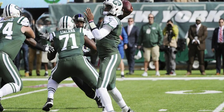 Analyzing New York Jets Quarterback Geno Smith Analyzing New York Jets Quarterback Geno Smith