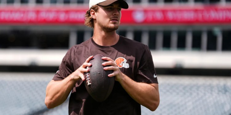 Raiders trading for Browns QB Kenny Pickett after Aidan O'Connell's wrist injury Raiders trading for Browns QB Kenny Pickett after Aidan O'Connell's wrist injury