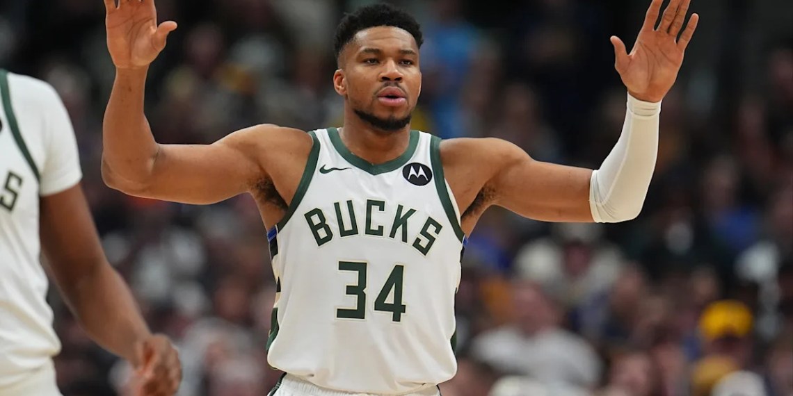 Giannis Antetokounmpo Commits to Bucks Giannis Antetokounmpo Commits to Bucks