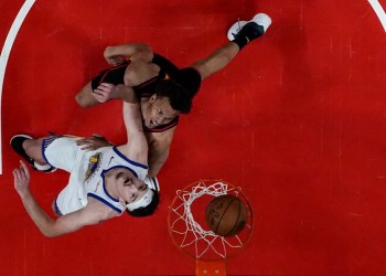 Hawks defeat Warriors 126-110; Daniels scores 28 points Hawks defeat Warriors 126-110; Daniels scores 28 points