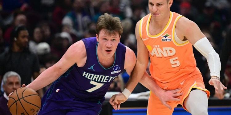 Kon Knueppel Sets Record for Fastest 100 Made 3-Pointers Kon Knueppel Sets Record for Fastest 100 Made 3-Pointers