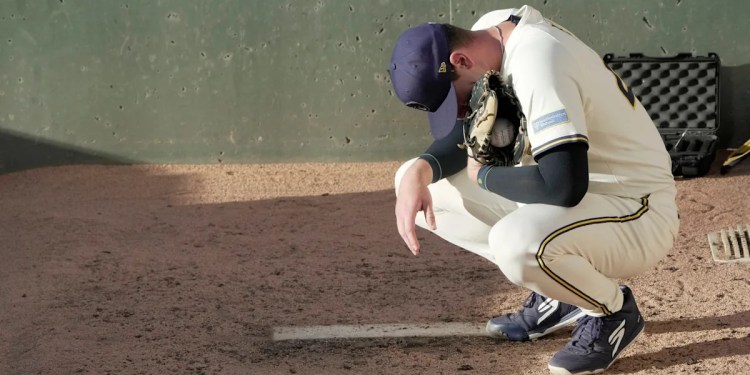 Brewers Lose to Reds 6-3 Brewers Lose to Reds 6-3