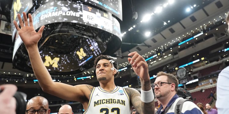 Final Four: Michigan vs. Arizona Matchups Final Four: Michigan vs. Arizona Matchups