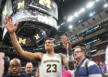 Final Four: Michigan vs. Arizona Matchups Final Four: Michigan vs. Arizona Matchups