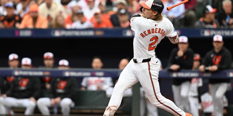Fantasy Baseball Rankings: Middle infield (2B, SS) tiers for 2025 drafts Fantasy Baseball Rankings: Middle infield (2B, SS) tiers for 2025 drafts